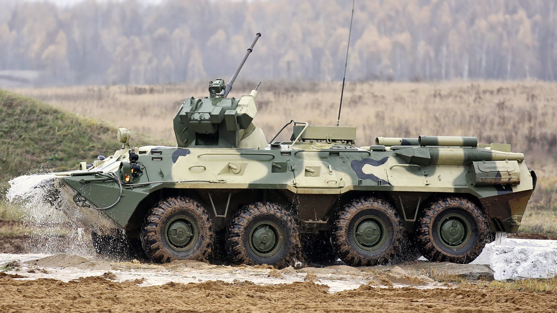 中国三人男篮加速培养替补阵容 增强板凳深度，中国男篮三人组